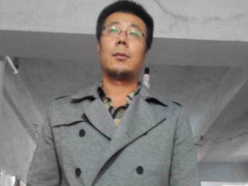 曲洪喜-色彩老师